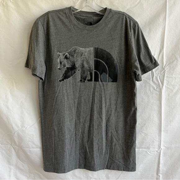 The North Face grey bear print t-shirt, size S, short sleeve. Cotton blend. - Picture 1 of 8